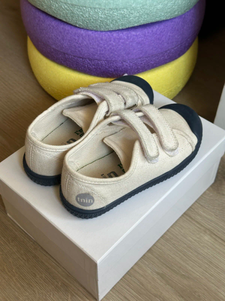 Lonsdale Cru Blue sole image 1 of 0