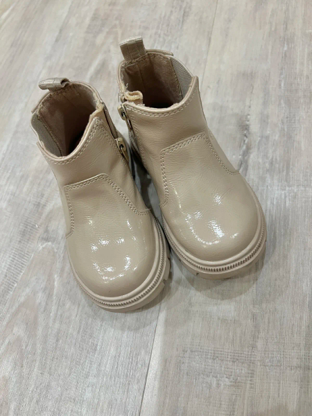 漆皮短靴 image 1 of 0