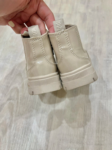 漆皮短靴 image 1 of 0