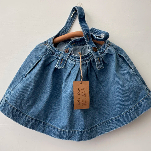 THE OVERSIZED DENIM PINAFORE經典牛仔裙 image 1 of 0