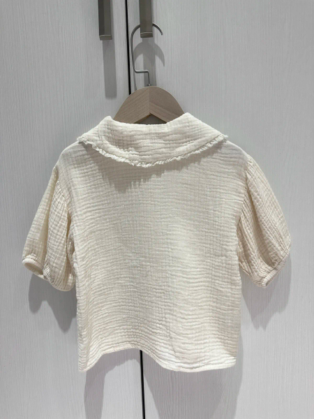 Mod.21.3 Off-white organic blouse with embroidered collar image 1 of 0