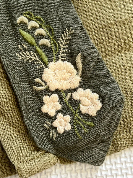 刺繡上衣 image 1 of 0