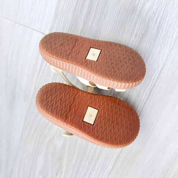 餅乾涼鞋 - Marfil image 1 of 0