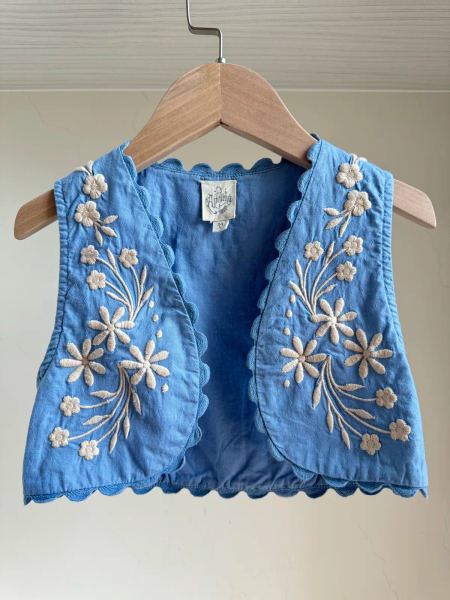 刺繡背心 image 1 of 0