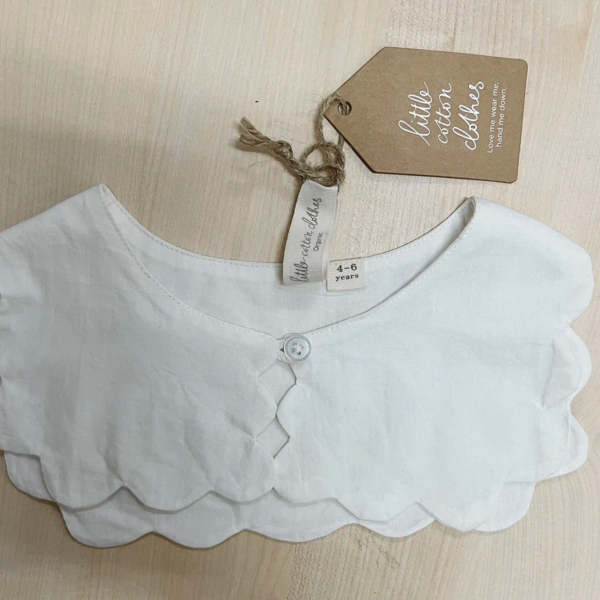 白色小領子 image 1 of 0