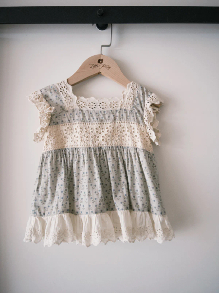 Ava Blouse-calico floral in blue image 1 of 0
