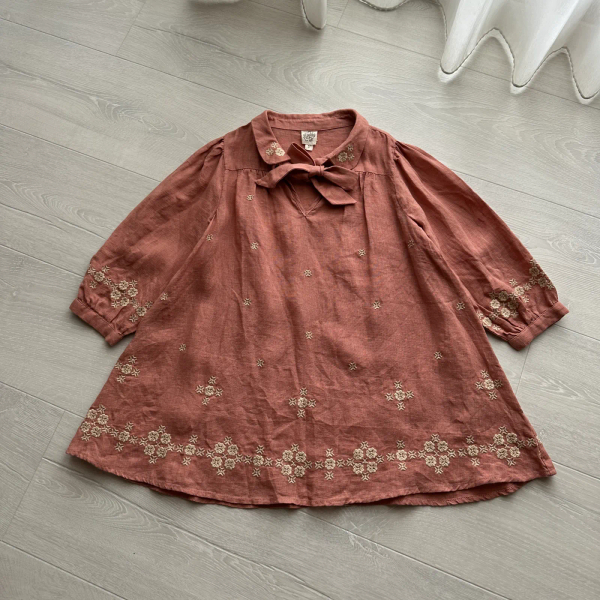 綁帶洋裝 image 1 of 0