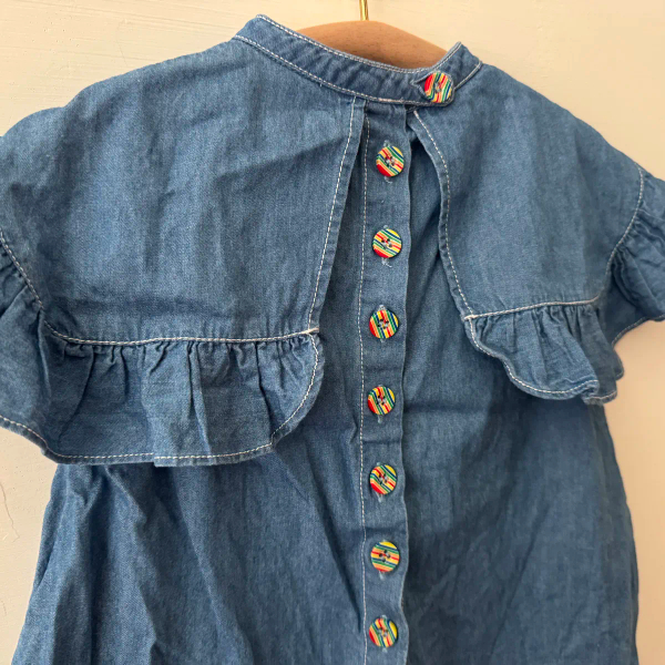 Big collar sleeveless shirt大領子上衣(牛仔藍) image 1 of 0
