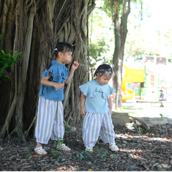 Big collar sleeveless shirt大領子上衣(牛仔藍) image 1 of 0