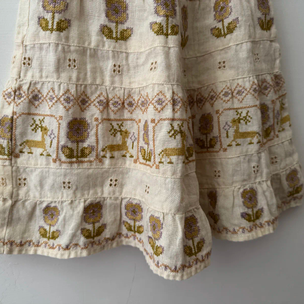 圖騰刺繡背心洋 image 1 of 0
