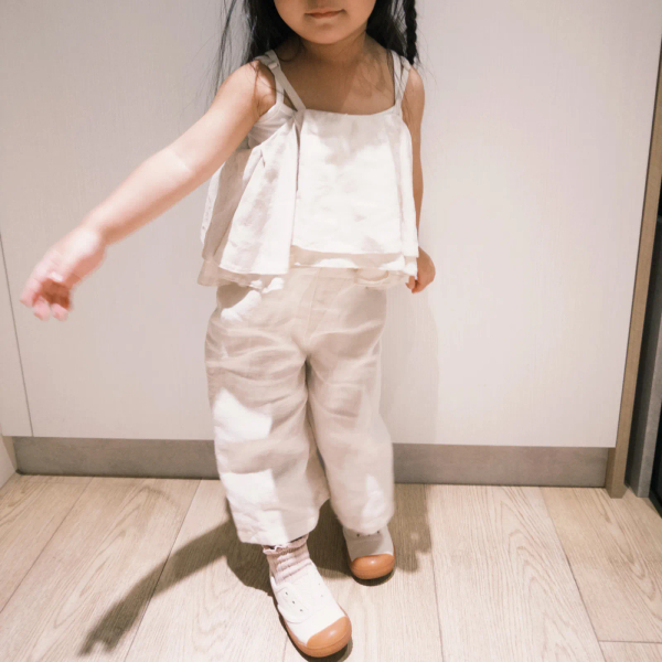 LITTLE LINEN STORIES 荷葉連身褲 Linen Toddler Overall image 1 of 0