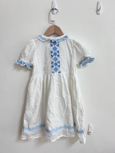 白色長春藤刺繡洋裝 image 1 of 0