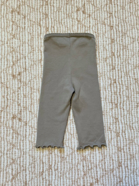 Capri leggings image 1 of 0