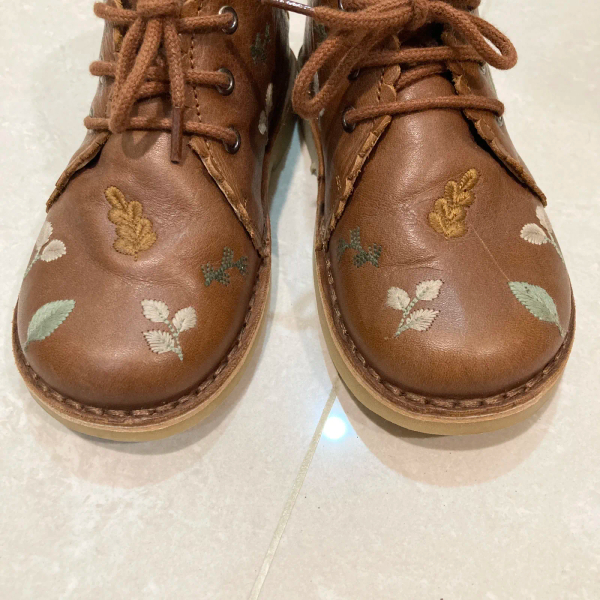 Petit nord 棕色刺繡短靴 image 1 of 0