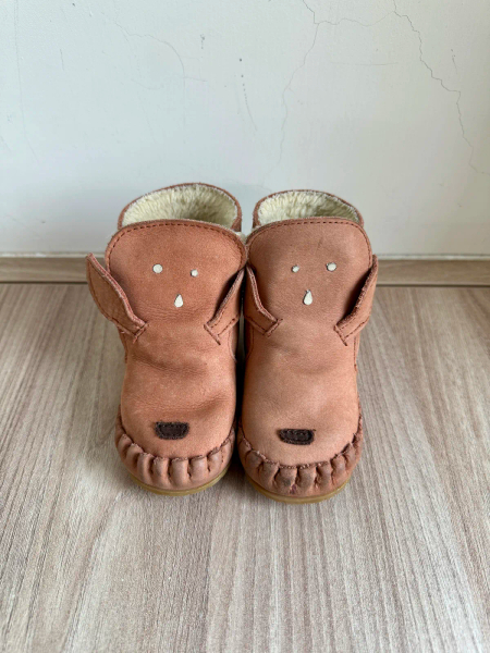 造型冬靴有毛襯裡 image 1 of 0