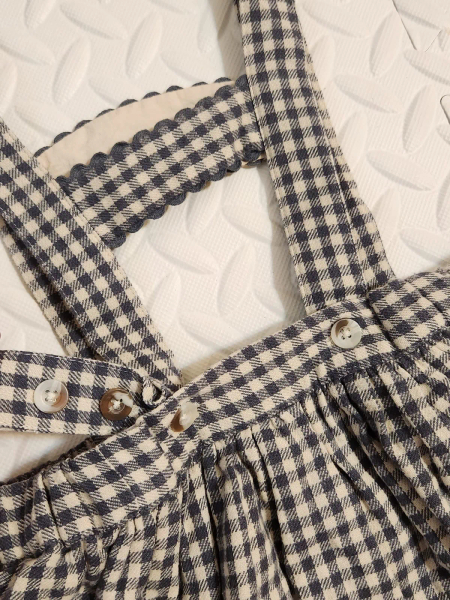 經典格紋刺繡吊帶裙 (長度可調) image 1 of 0