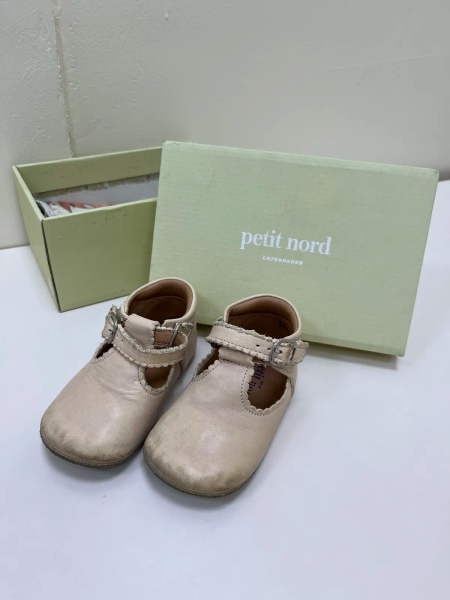 petit nord 經典學步鞋 image 1 of 0