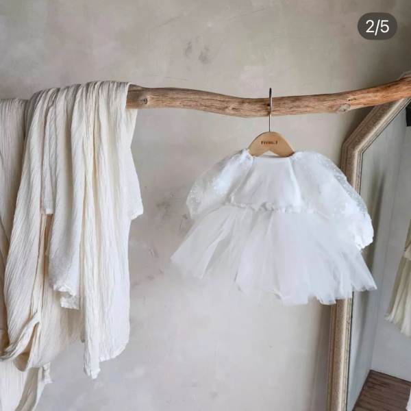 澎袖紗裙包屁洋裝 image 1 of 0