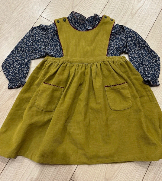 caramel套裝 襯衫+背心裙 image 1 of 0