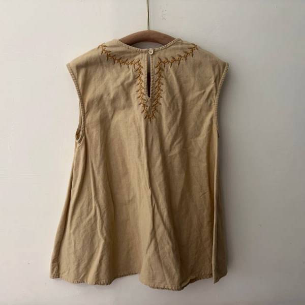 刺繡背心洋 image 1 of 0