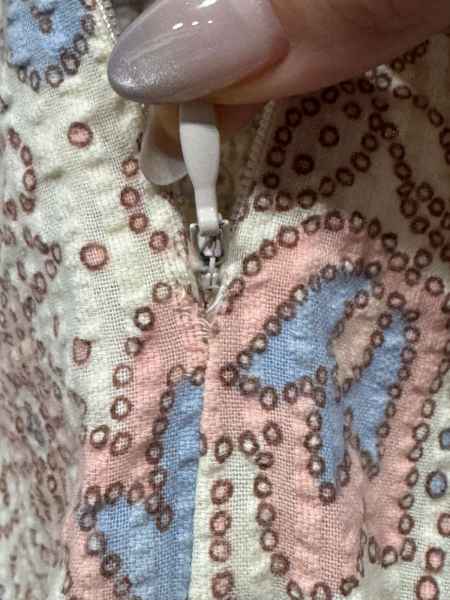 刺繡洋裝 image 1 of 0