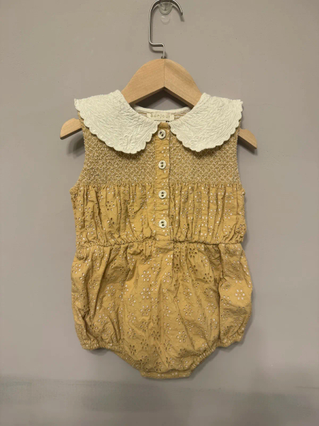 刺繡領包屁衣 image 1 of 0