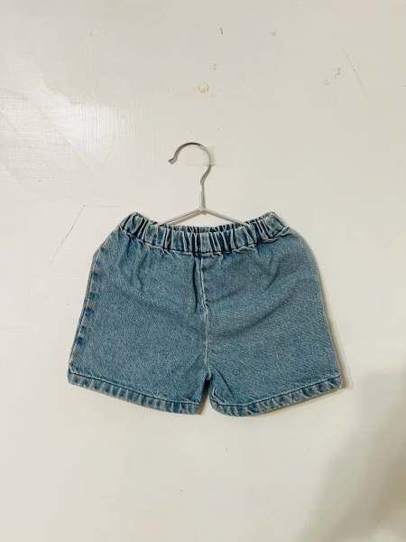 P Denim淺藍色牛仔短褲 image 1 of 0
