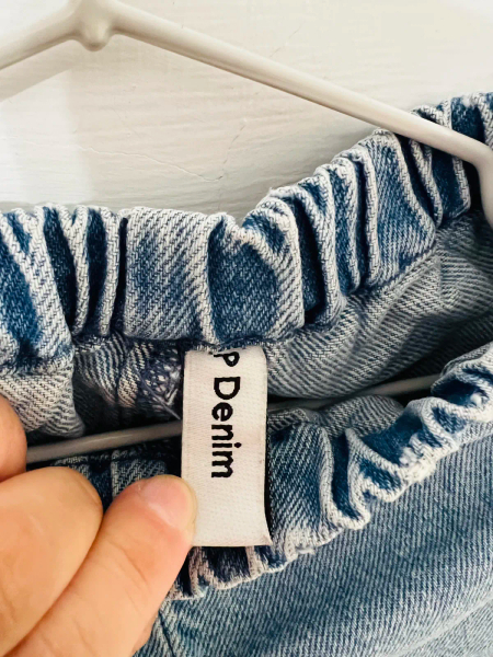 P Denim淺藍色牛仔短褲 image 1 of 0
