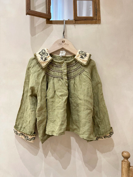 綠色上衣 image 1 of 0