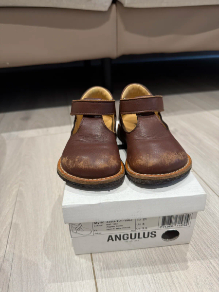 真皮小皮鞋 image 1 of 0