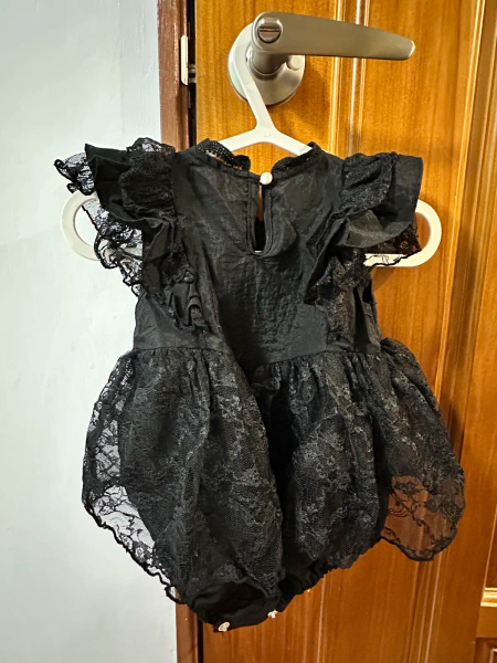 蕾絲包屁衣 image 1 of 0