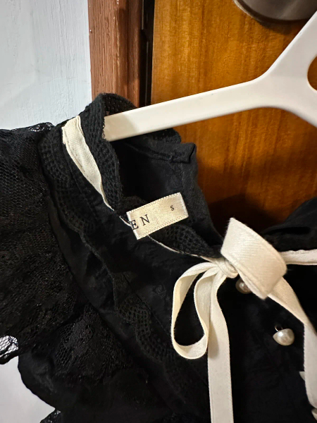 蕾絲包屁衣 image 1 of 0