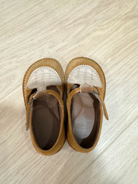 小詩獨家 尺寸24 image 1 of 0