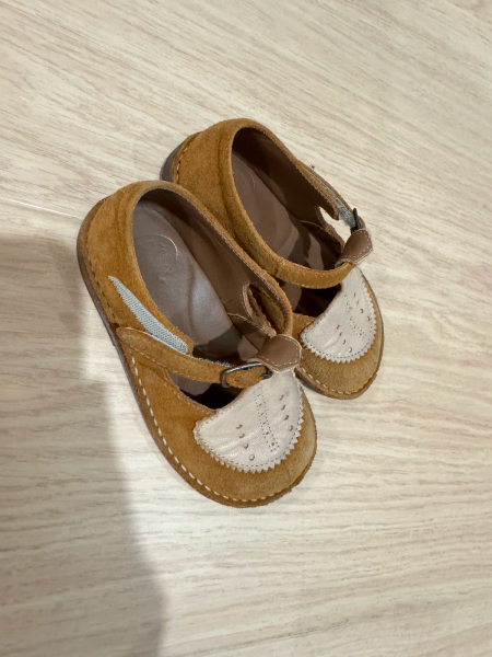 小詩獨家 尺寸24 image 1 of 0