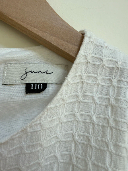 Meringue dress / white cross image 1 of 0