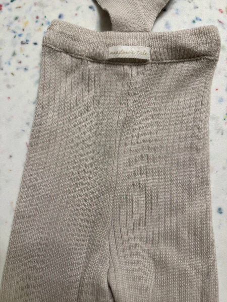 美麗諾米灰螺紋吊帶合身褲 Merino leggings – almond image 1 of 0