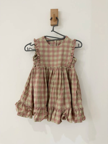 粉紅格紋洋裝 image 1 of 0