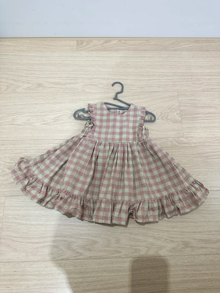粉紅格紋洋裝 image 1 of 0