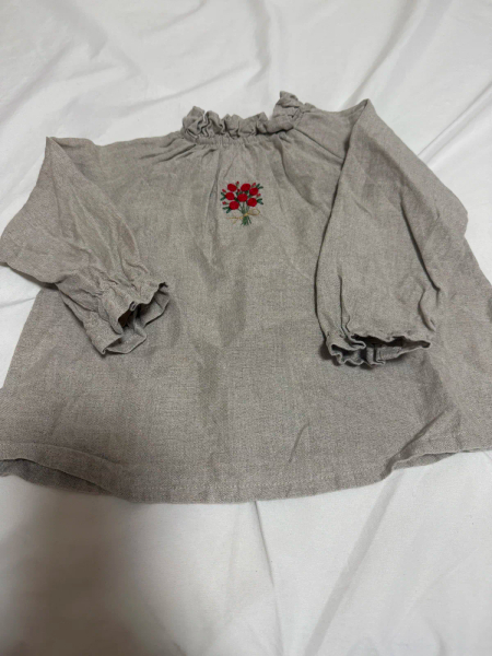la petite alice刺繡上衣 image 1 of 0