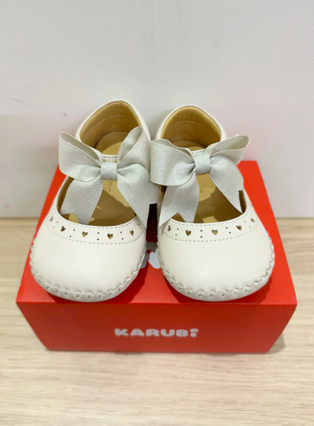 真皮蝴蝶結皮鞋 image 1 of 0