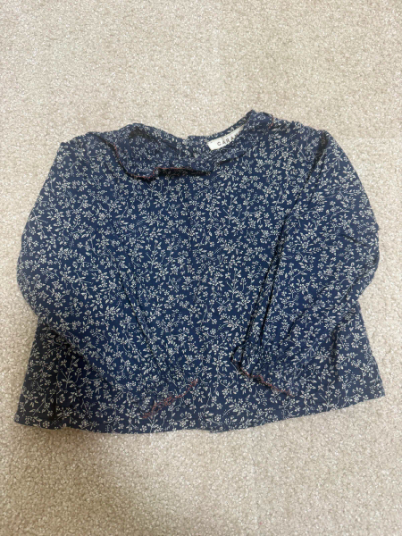 caramel碎花上衣 image 1 of 0