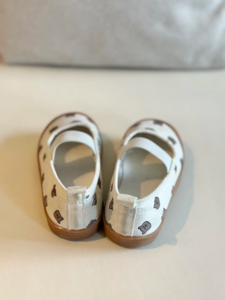 滿版小熊鞋 image 1 of 0