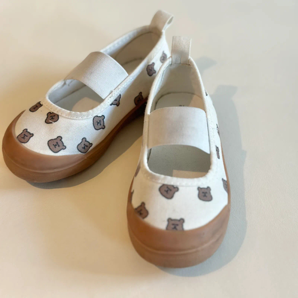 滿版小熊鞋 image 1 of 0