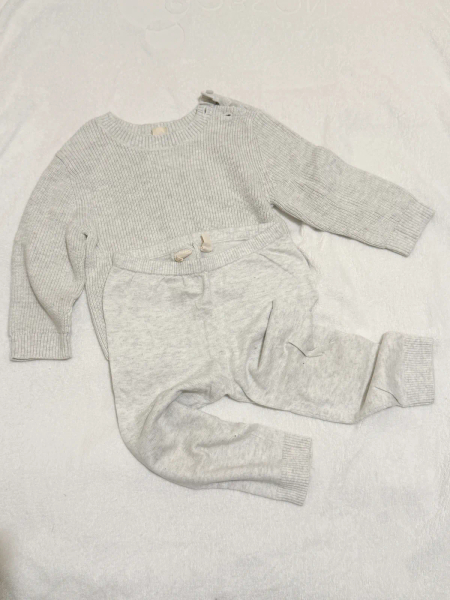 灰色針織套裝 image 1 of 0