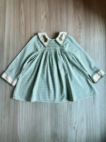 湖水綠刺繡洋裝 image 1 of 0