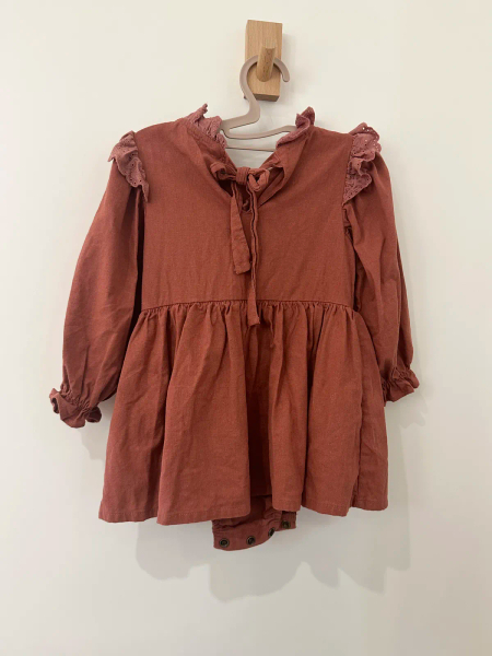 磚紅包屁洋裝 image 1 of 0