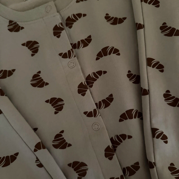 Cardigan Croissant image 1 of 0