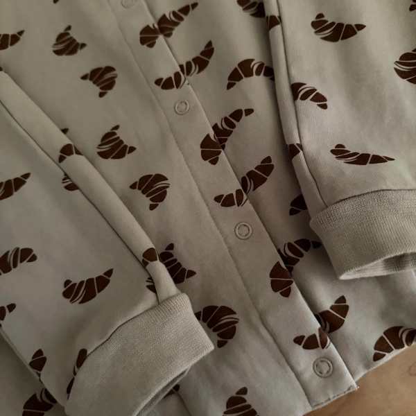 Cardigan Croissant image 1 of 0