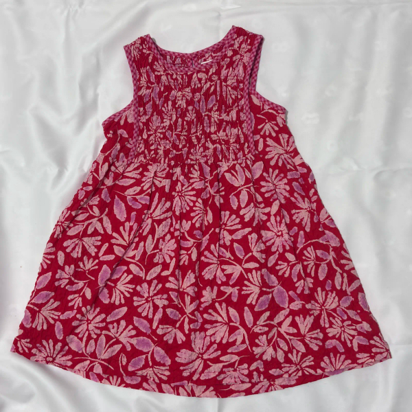 紅色渲染花洋 image 1 of 0