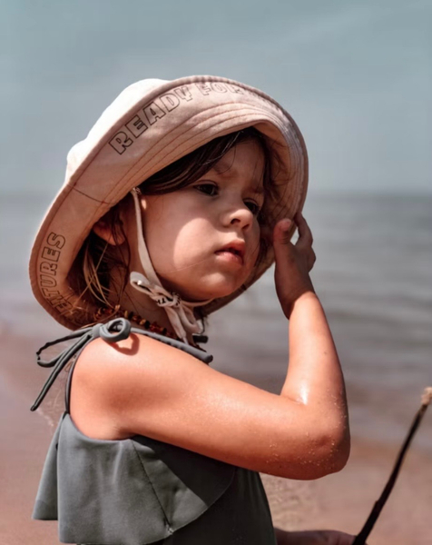 遮陽帽 image 1 of 0